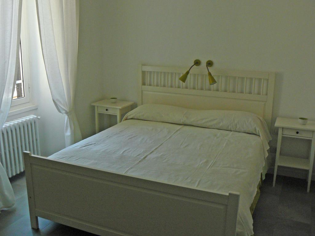 B&B Il Sampietrino Dei Cavalleggeri Рим Стая снимка